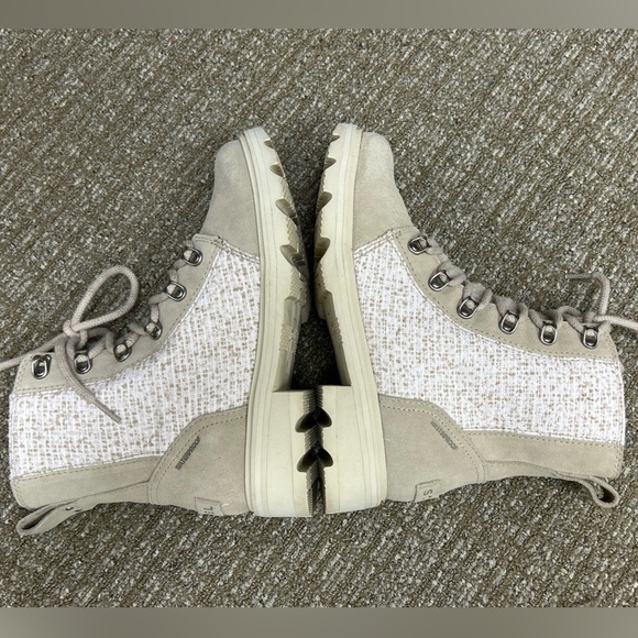 SOREL Lennox Lace cozy rain boots waterproof suede w/shearling tongue.Sz-7. D - Picture 7 of 16